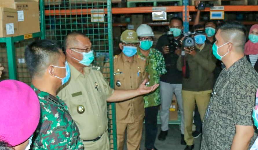 Akhyar Cek 3 Perusahaan Penyedia Hand Sanitizer dan Masker