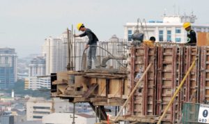 Upah Riil Buruh Bangunan Menurun Pada Juni 2020
