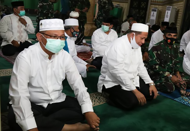 Shalat Subuh di Masjid Raya Al Mashun, Akhyar : Mari Bersama Bangun Kota Medan