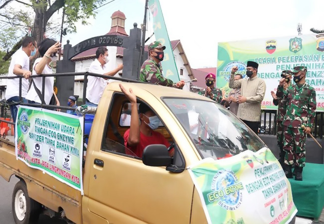 Lepas Penyemprotan Penjernih Udara, Bobby Nasution Berharap Medan Lebih Bersih