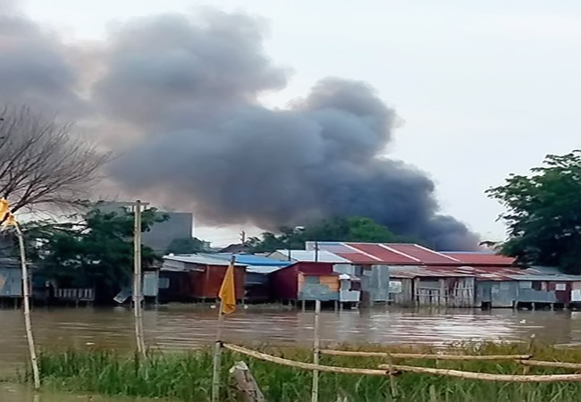 Si Jago Merah Lahap 7 Rumah Warga di Tanjungbalai