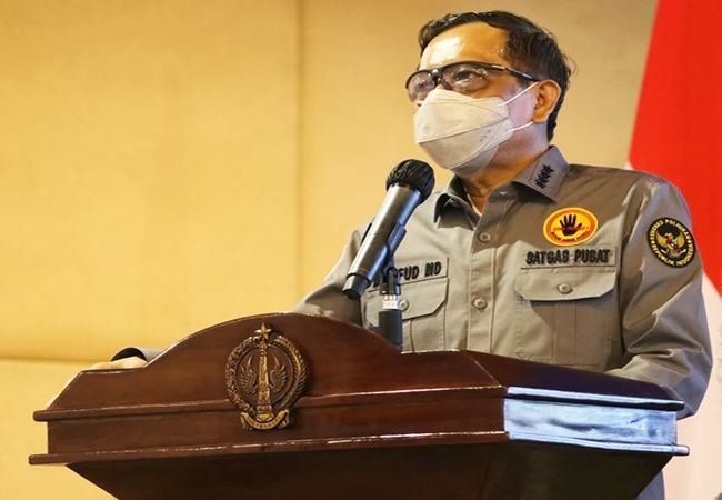 Mahfud MD Minta Aparat Respons Laporan Pungli , Jangan Ditindak