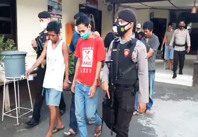 Tim PRC Ciduk 3 Pria Diduga Komplotan Pengedar Sabu di Silayang-layang