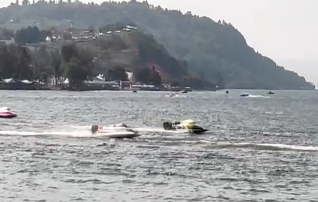 Angin Kencang, Sesi Penyisihan F1 Power Boat Danau Toba Ditunda