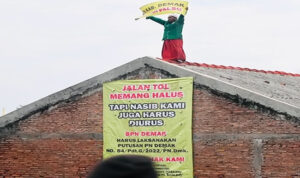 Peresmian Tol Semarang-Demak Diwarnai Aksi Demo, Berikut Tuntutannya